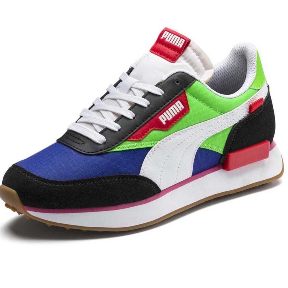 PUMA || Future Rider Play on Jr size 6 child, black, white, green, red